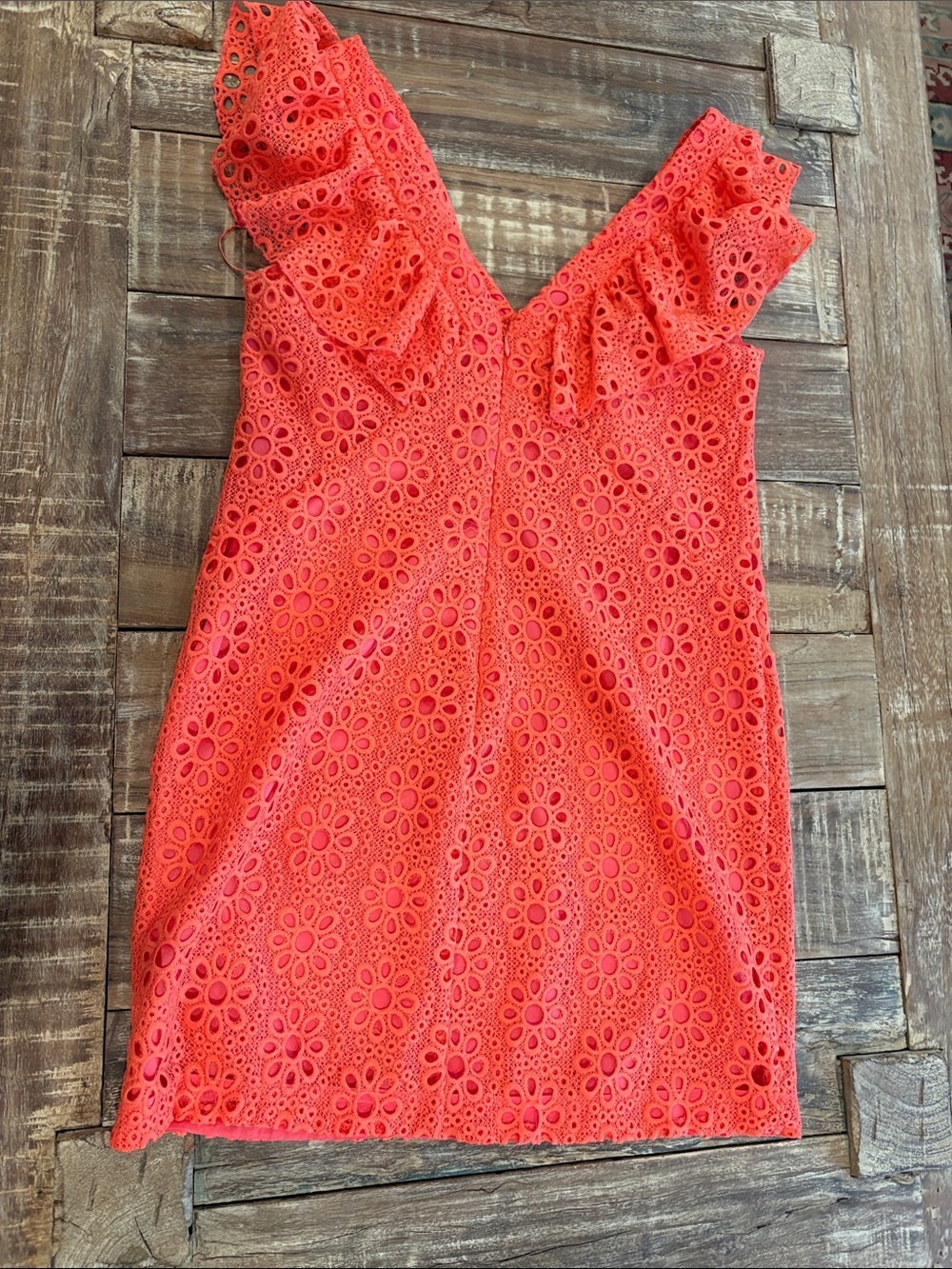 Trina Turk Neriah Coral Eyelet Ruffle Sleeve Cocktail Dress Size 10 - Picture 8 of 9